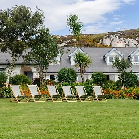 Hillside Lodge B&B-2
